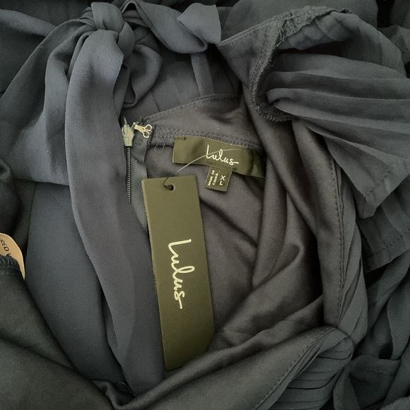 Lulus Notorious Charm Navy Blue Pleated Tiered Flutter Sleeve Maxi Dress NWT XL - Picture 12 of 16